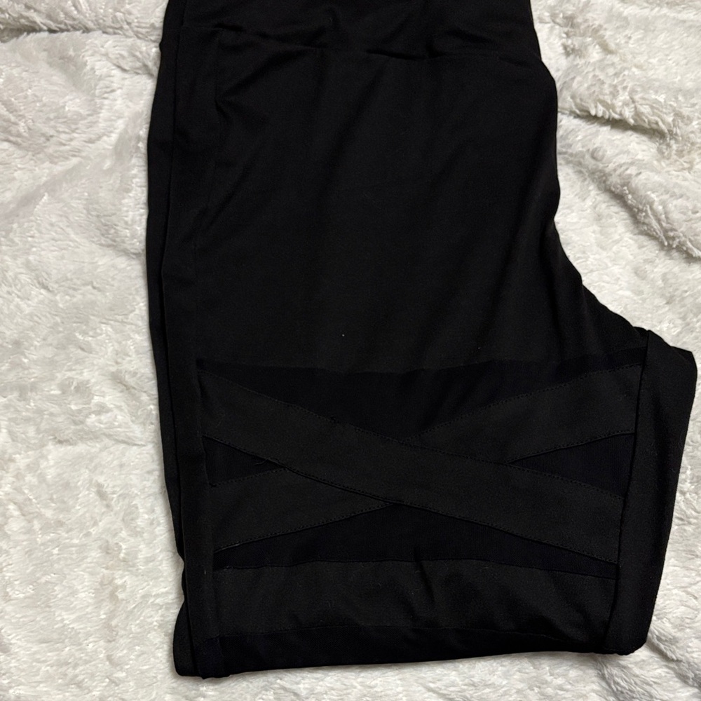 SHEIN Black Leggings